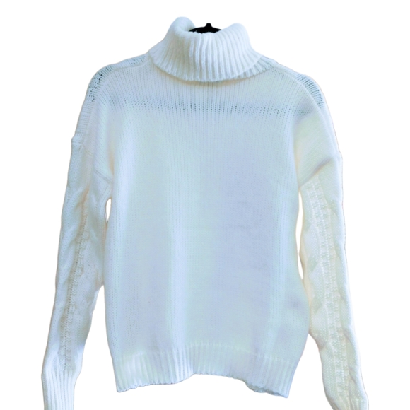 NWT Woven Heart Knit Turtleneck Sweater - Picture 9 of 10